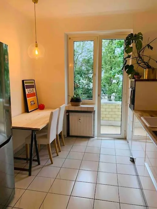 Entspannt & Charmant In Klein-Paris Dusseldorf